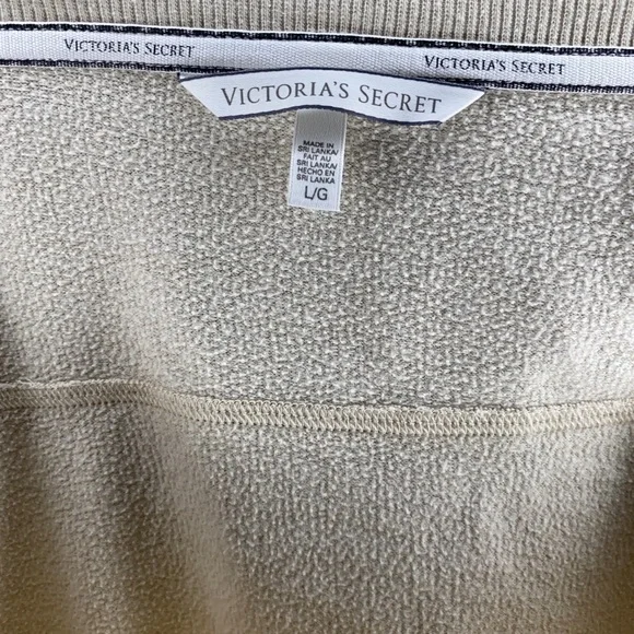 Victoria’s Secret Cropped Shirt Size L - Picture 3 of 4